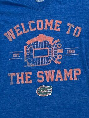 Fanatics Florida Gators 'Welcome to the Swamp' Tee • Size Small
